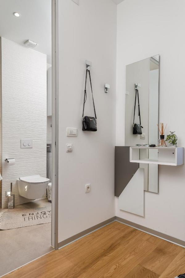 Apartment Palmas Opatija Buitenkant foto